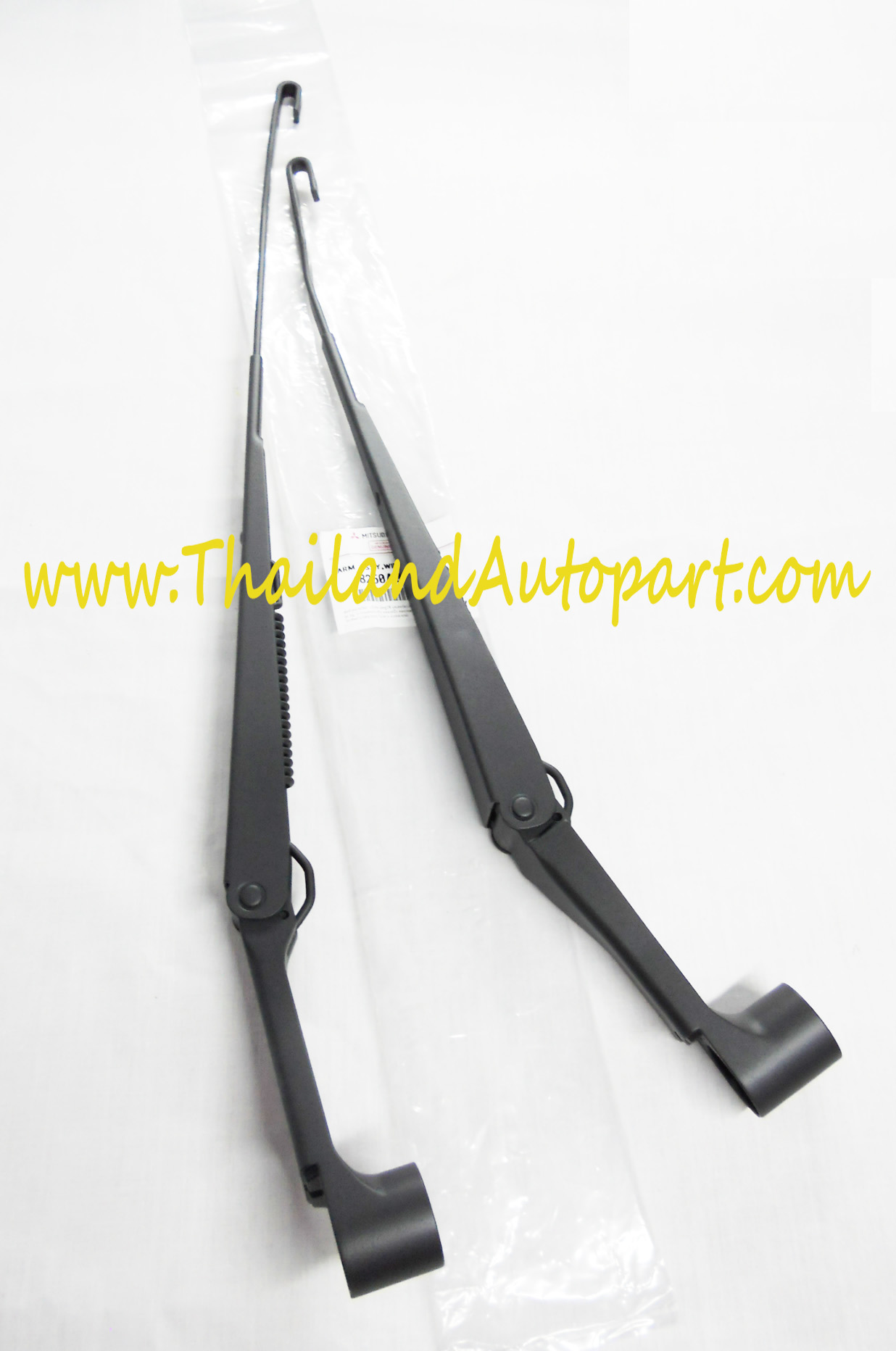WIPER ARMS FOR MITSUBISHI CARS AND PICKUP TRUCKS