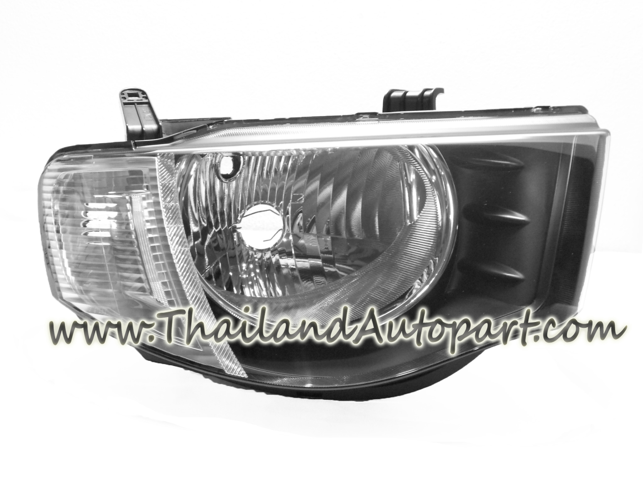 HEADLAMPS FOR MITSUBISHI TRITON