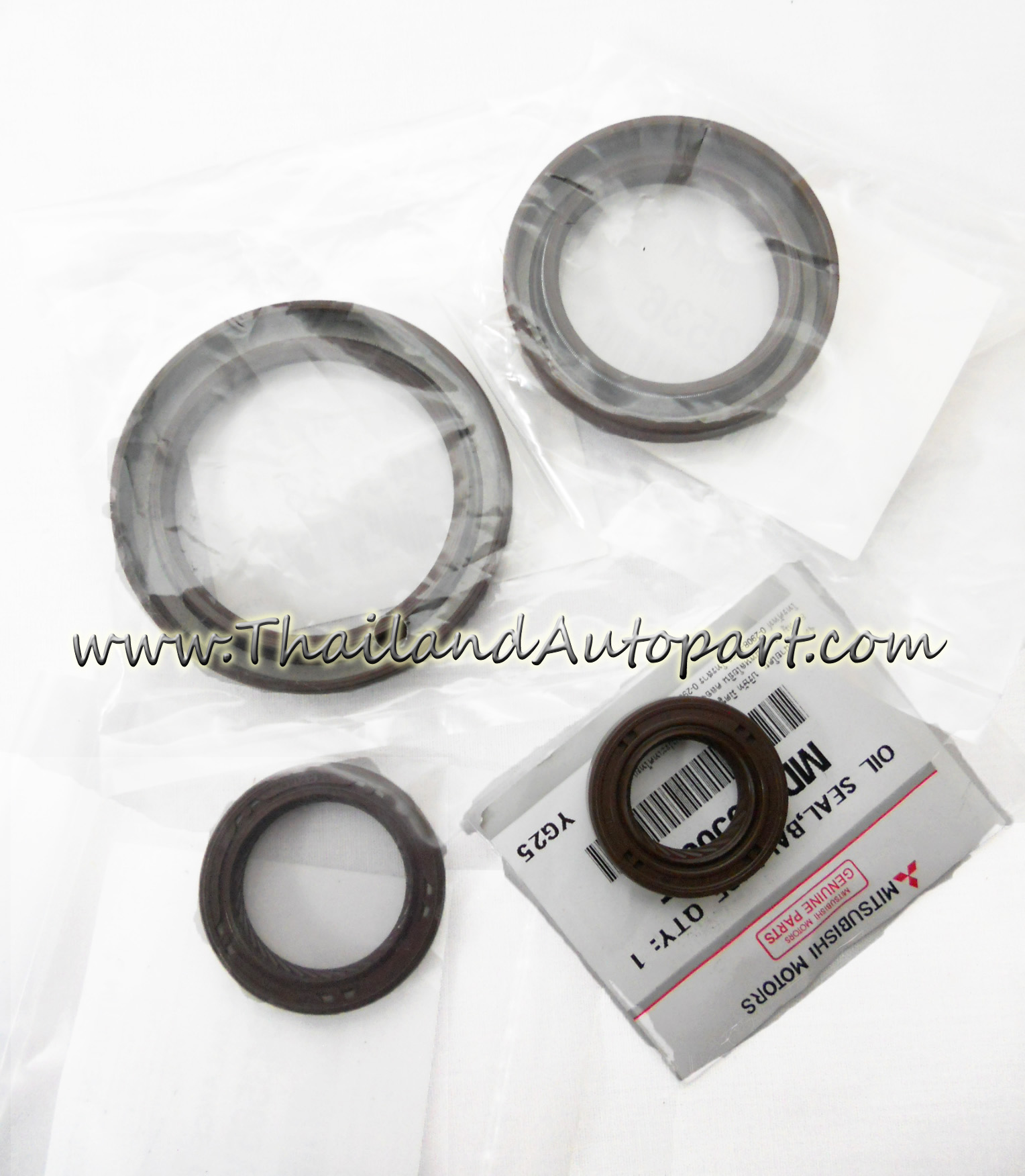 OIL SEALS FOR MITSUBISHI TRITON 4D56 DIESEL